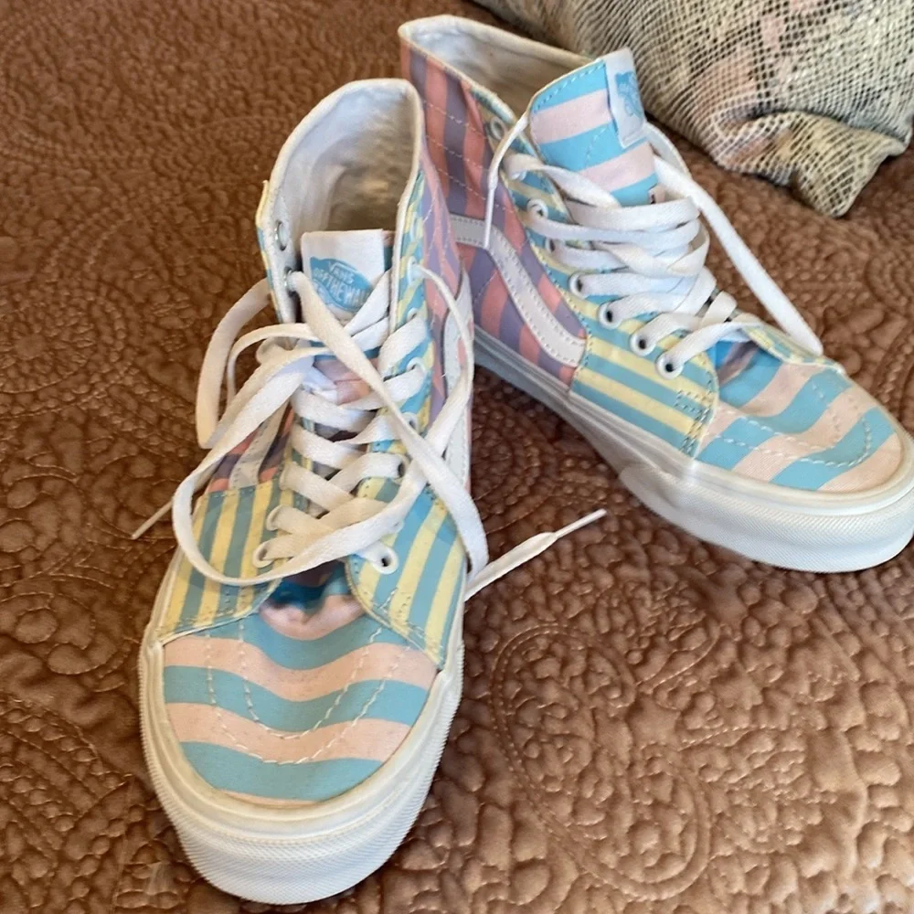 VANS Sk8-Hi Tapered Skate Pastel Stripes Sneakers  NWOT